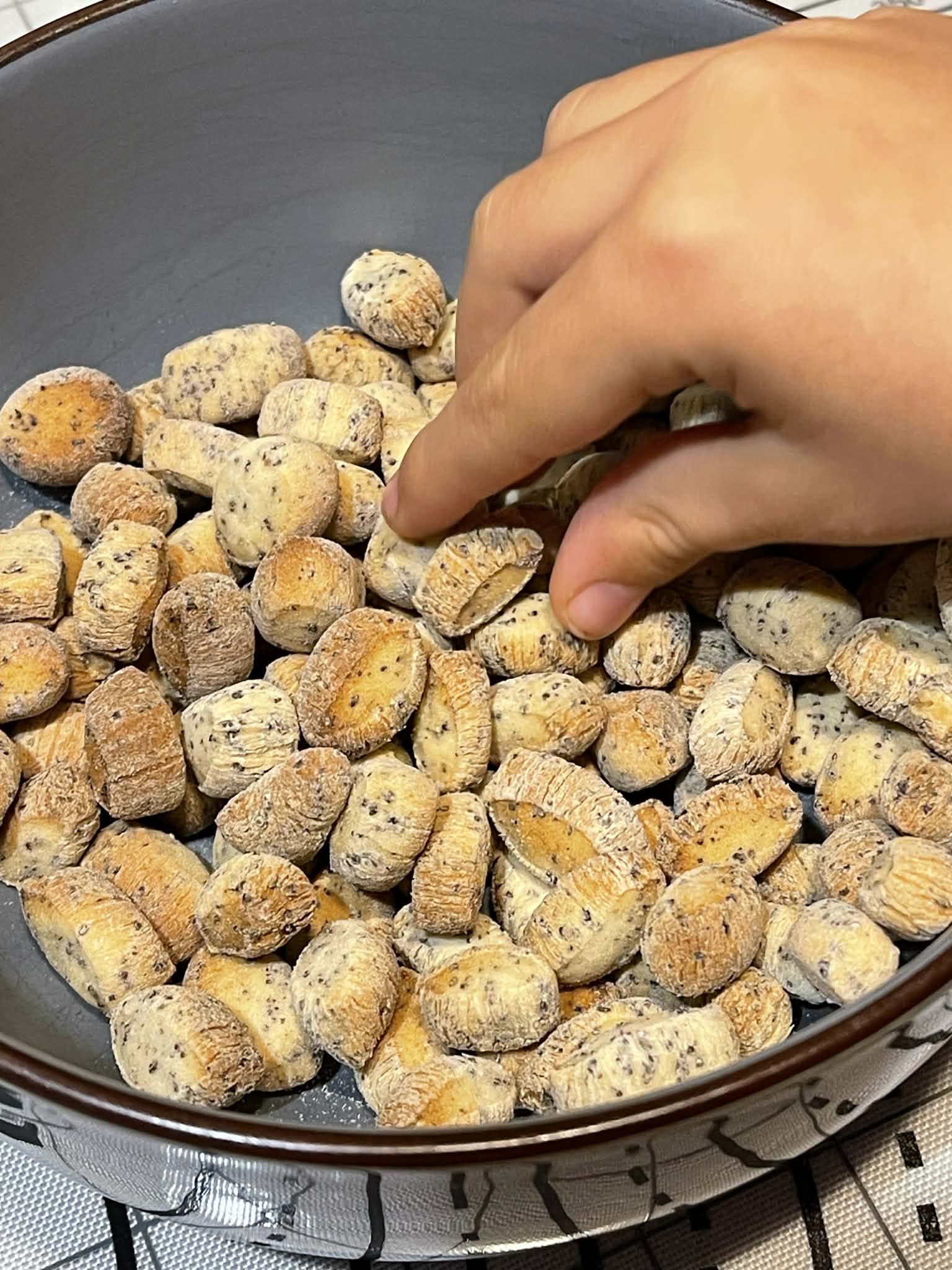 Tradiciniai kūčiukai su aguonomis