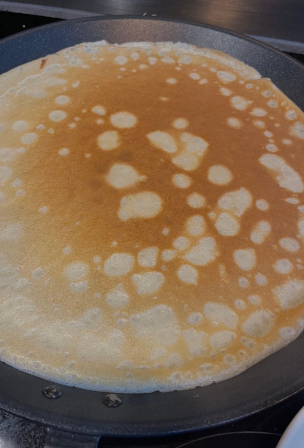 Ploni lietiniai blynai – klasikinis receptas