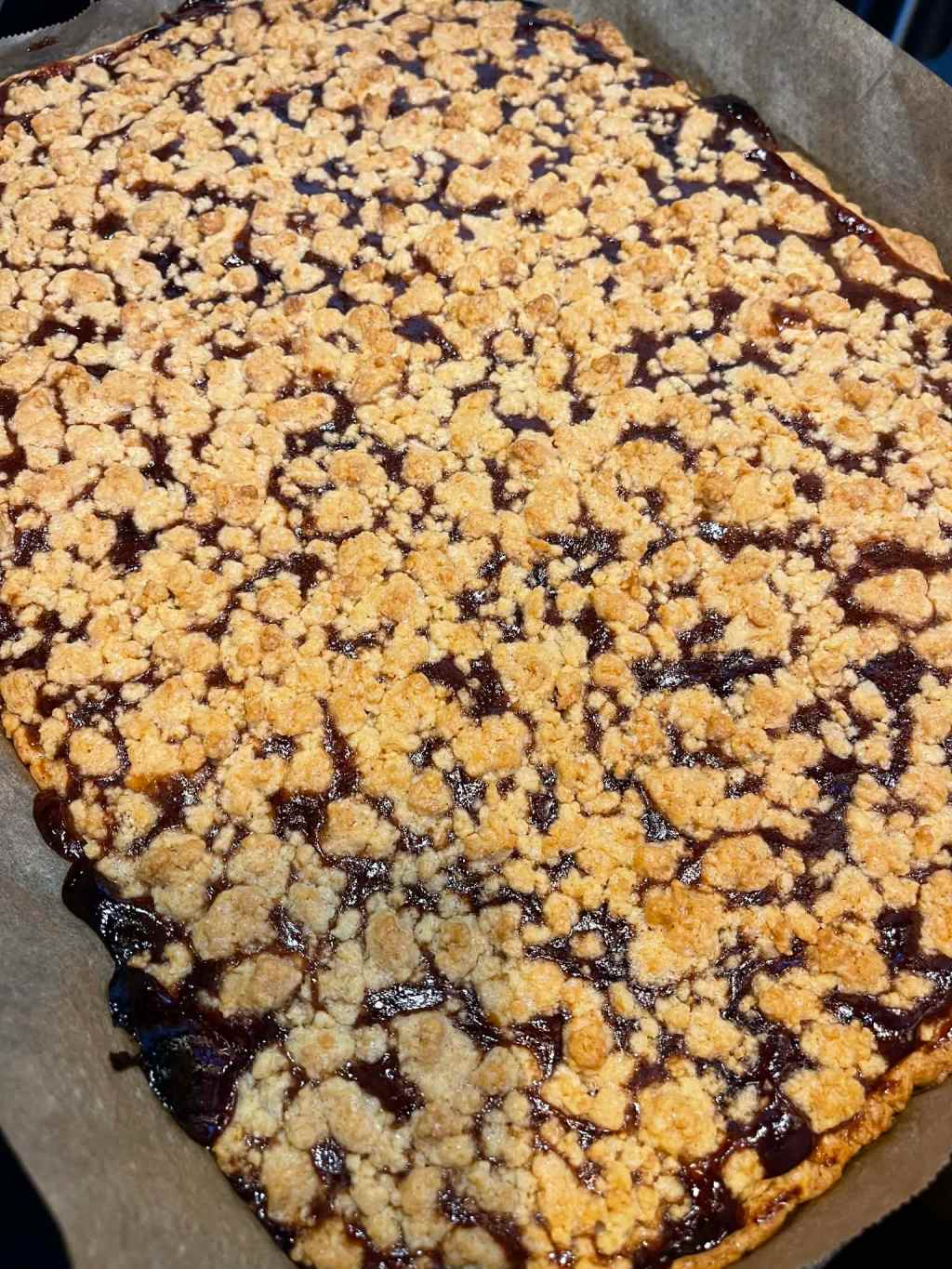 Trupininis pyragas su uogiene