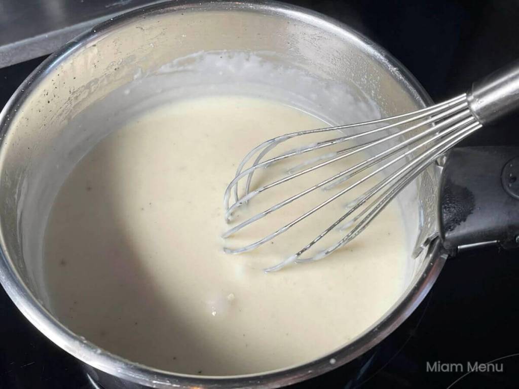 Prancūziškas bešamelio padažas (Sauce&nbsp;béchamel)