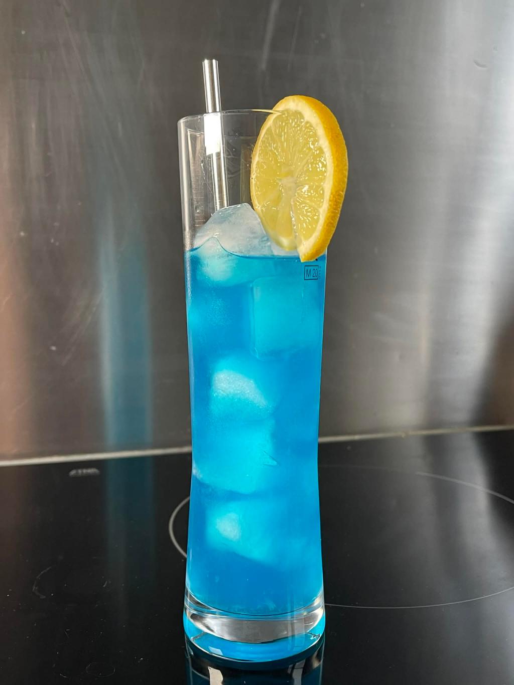 Blue Lagoon kokteilis