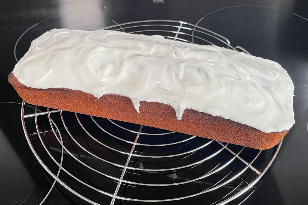 Citrininis keksas su glajumi