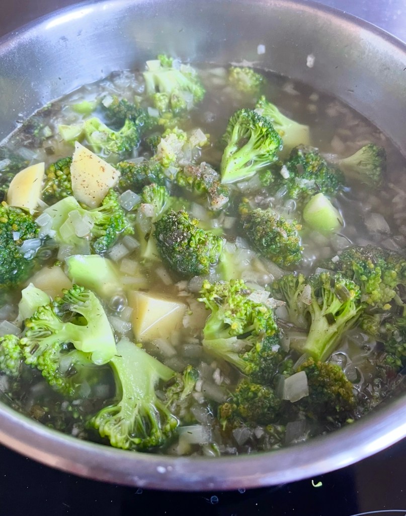 Puode verda daržovės