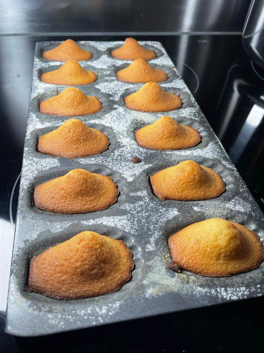 Prancūziškos citrininės madlenos (Madeleines au citron)