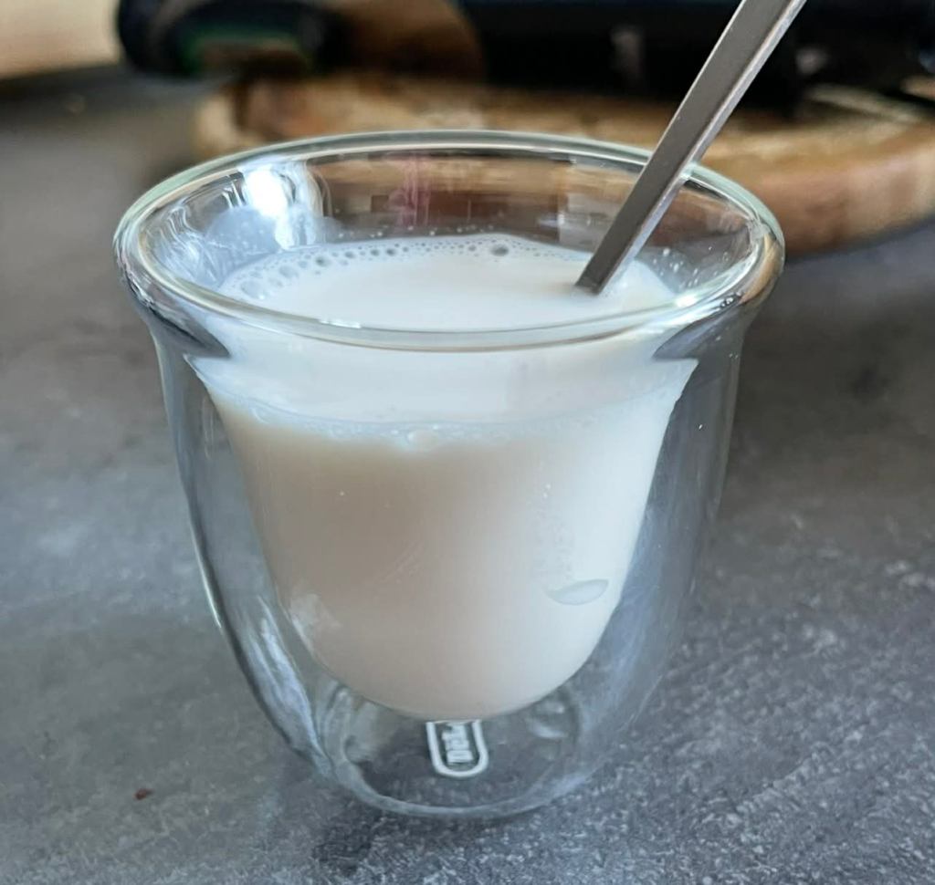 Naminis migdolų pienas - paprastas receptas