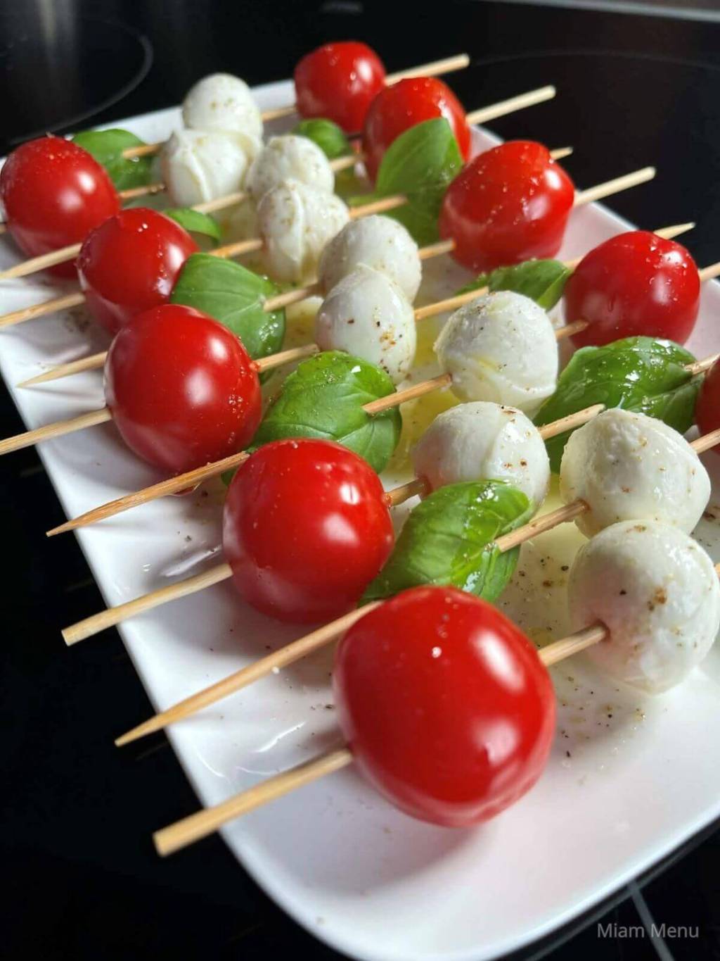 Spiedini Caprese iešmeliai
