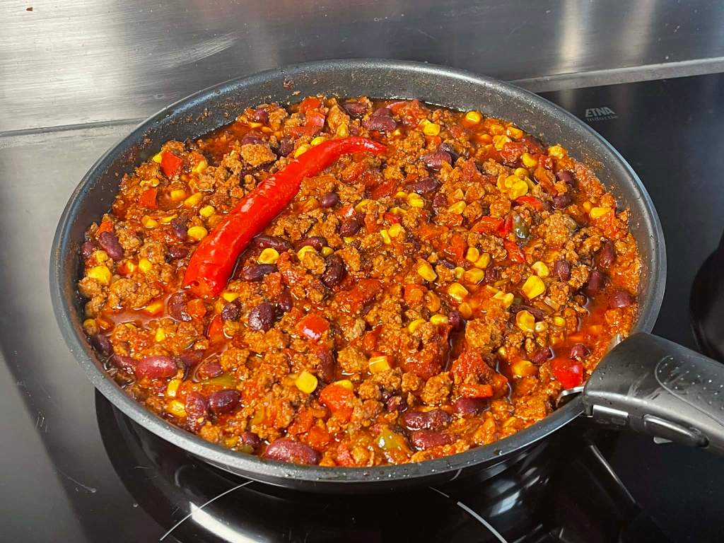 Chili con carne (amerikietiškas čili su&nbsp;pupelėmis)